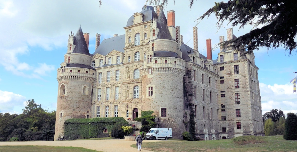 Visiting Château de Brissac