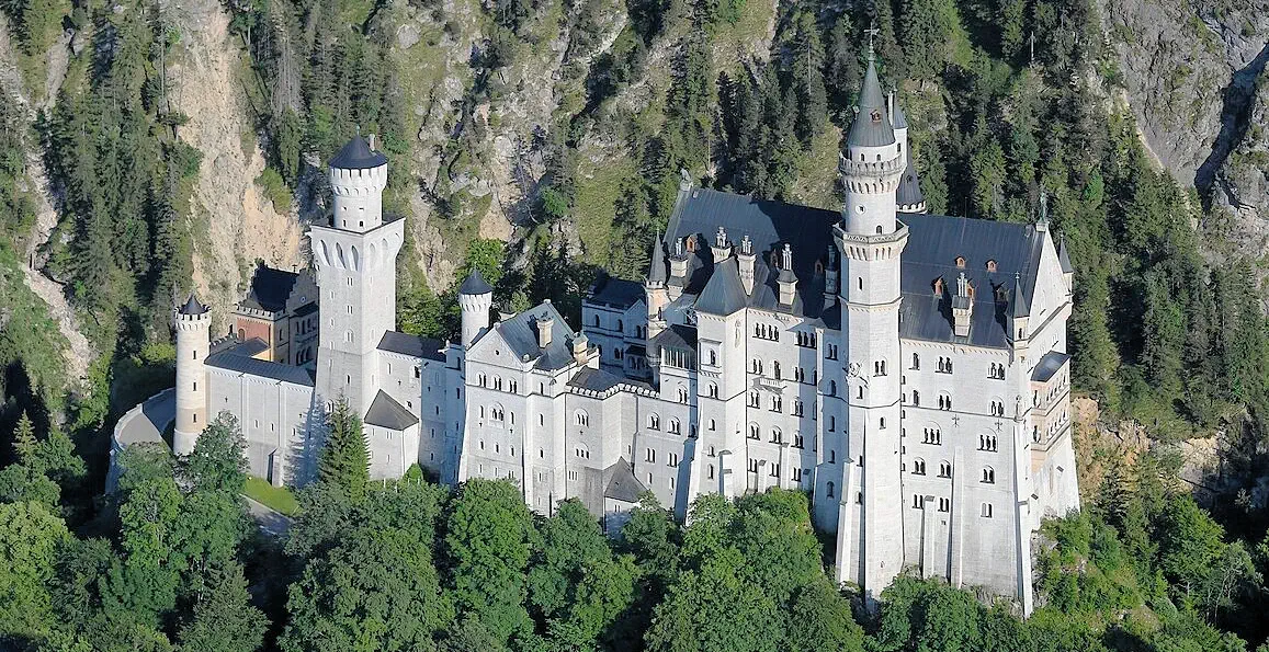 Exploring Neuschwanstein Castle
