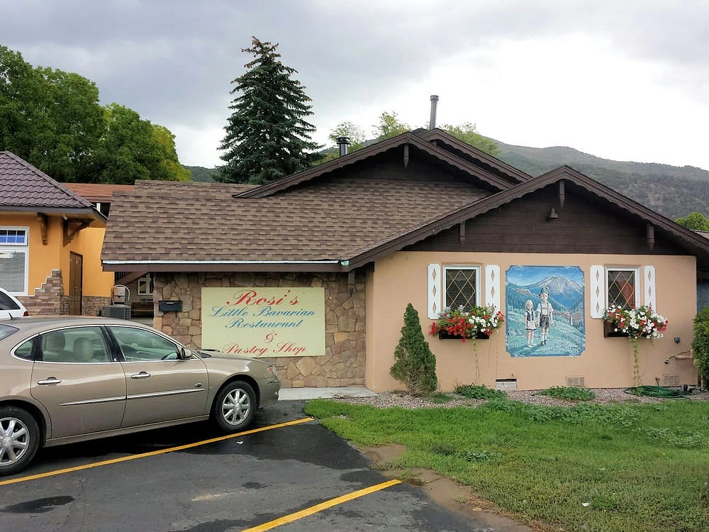 Rosi Restaurant Image