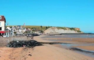 A description and images from a Viking Cruise visit to Arromanches