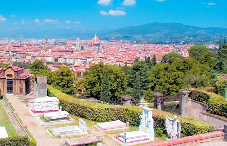 Canal City Adventure - Gondolas, History & Romance