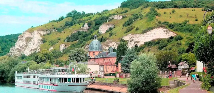 A description and images from our River Seine Viking River Cruise.