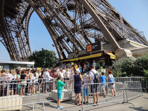Paris Metro station entrance