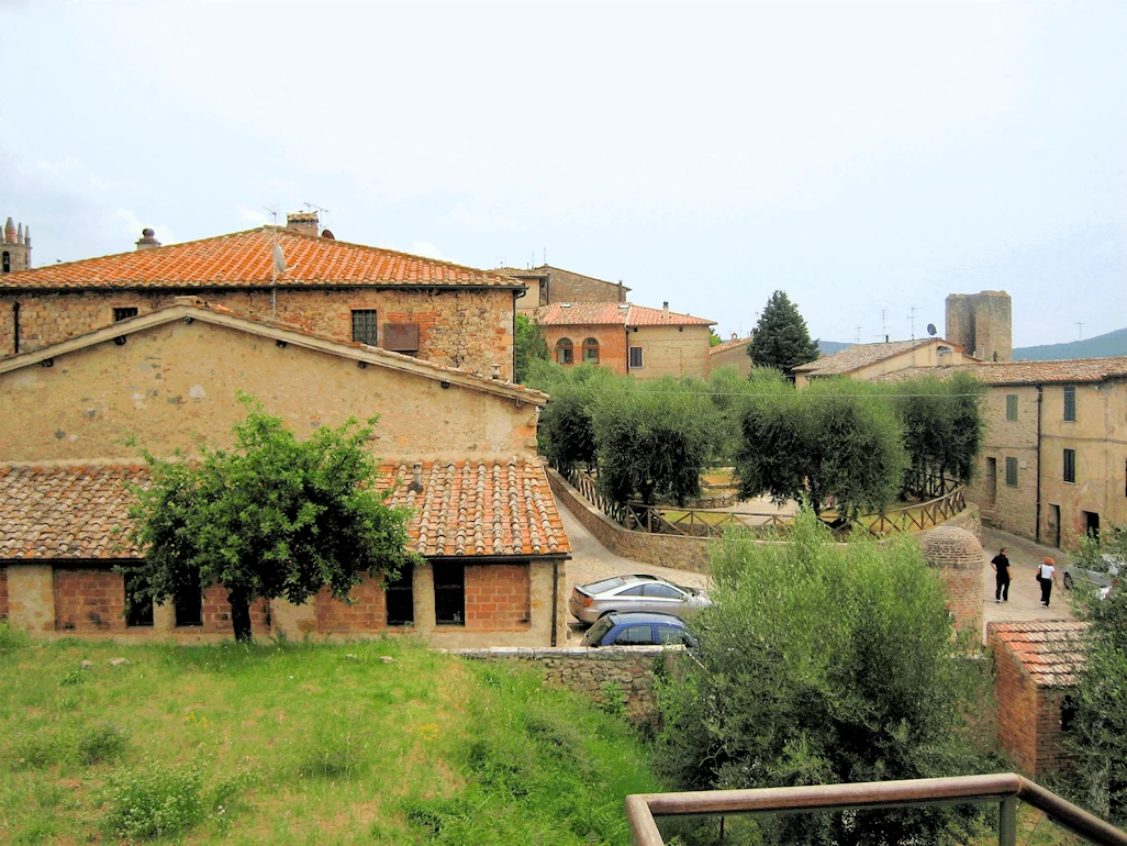 Unraveling Tuscany's Rich Heritage and Charming Beauty