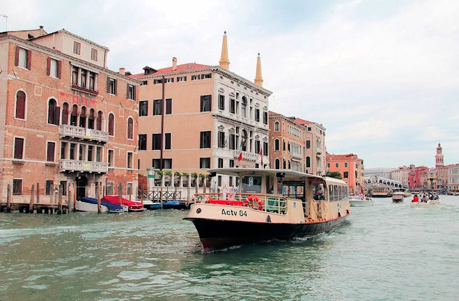 Canal City Adventure - Gondolas, History & Romance