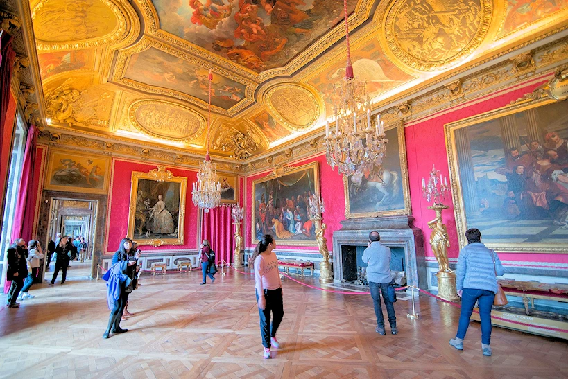 A description and images from our day trip to Versailles.