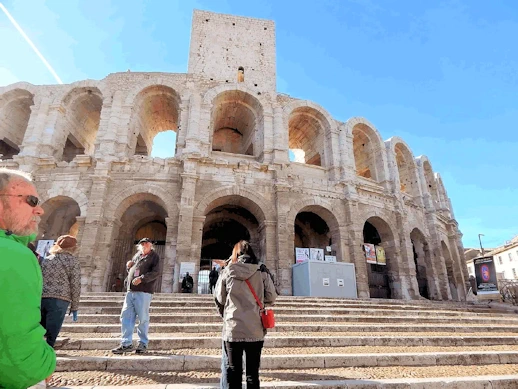 A description and images from a visit to Arles.