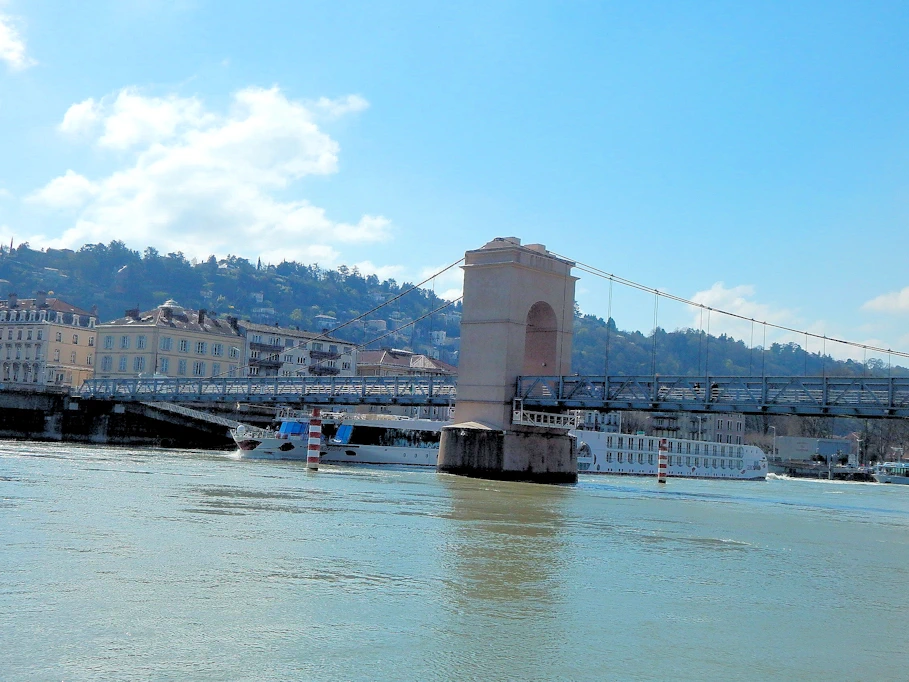 A description and images from a Viking Cruise on the River Rhone