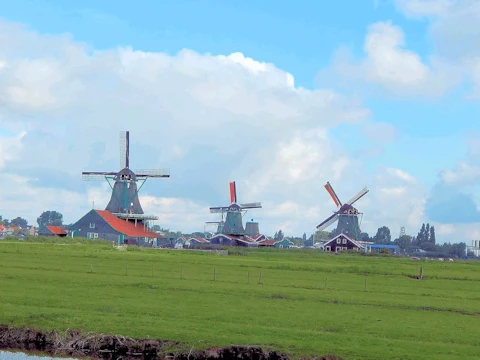 Canals, Museums & Windmills - Explore Amsterdam's Charm