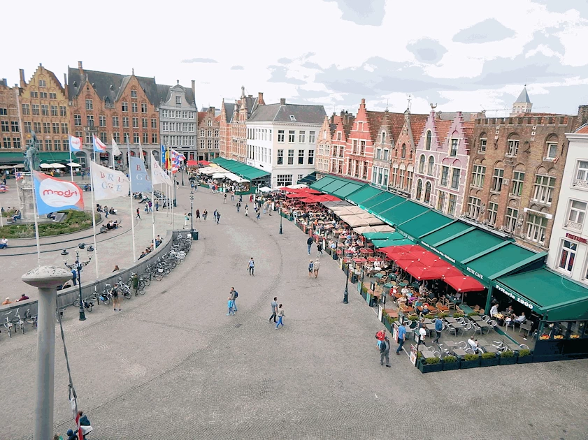 Exploring the Canals & History of Bruges, Belgium