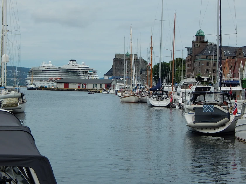 Bryggen Wharf Area