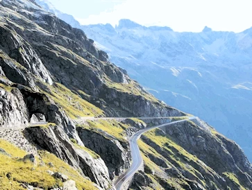 Hairpin Turns & Glaciers - Susten Pass Driving Guide & Tips