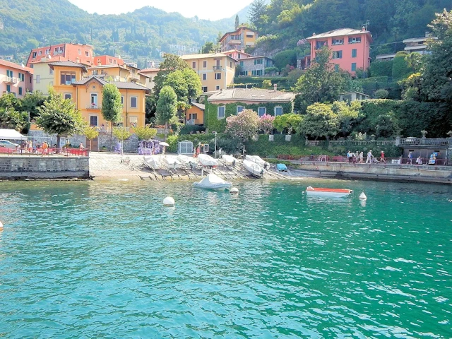 A description and images from our Trip to Lake Como.