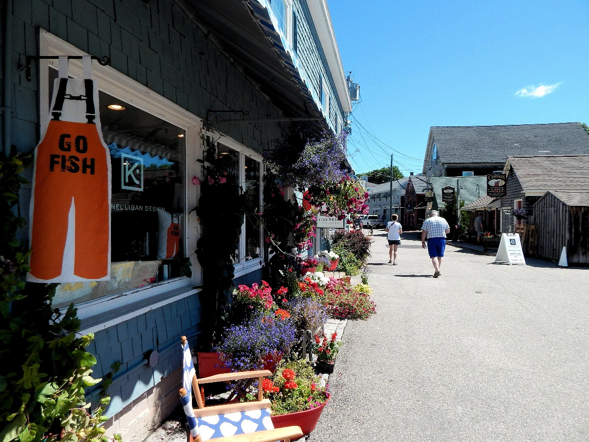 A very walkable Village