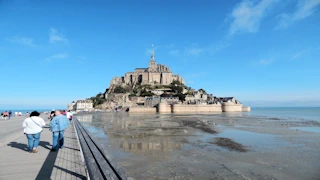 A description and images from our Trip to Mont Saint-Michel.