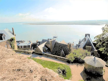 A description and images from our Trip to Mont Saint-Michel.