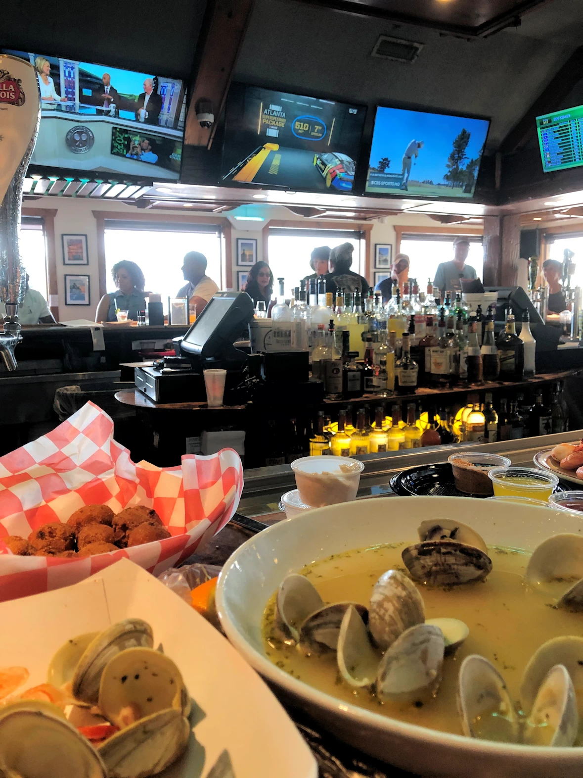 Lunch at Mike's
