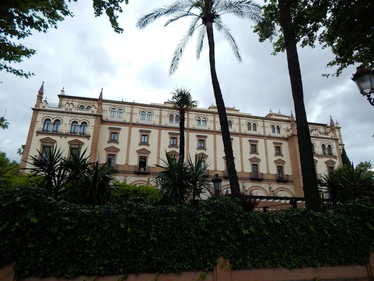 A description and images from a visit to Cadiz & Seville