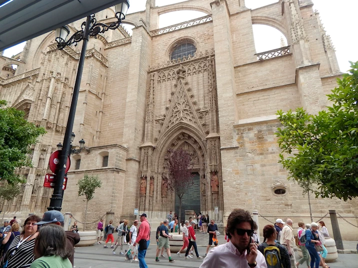 A description and images from a visit to Cadiz & Seville