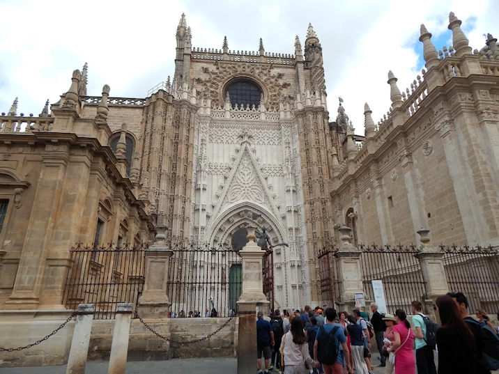 A description and images from a visit to Cadiz & Seville