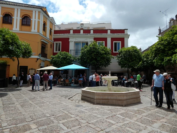 Plaza de la Alianza, Seville