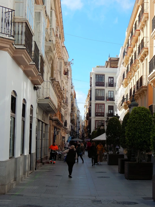 A description and images from a visit to Cadiz & Seville