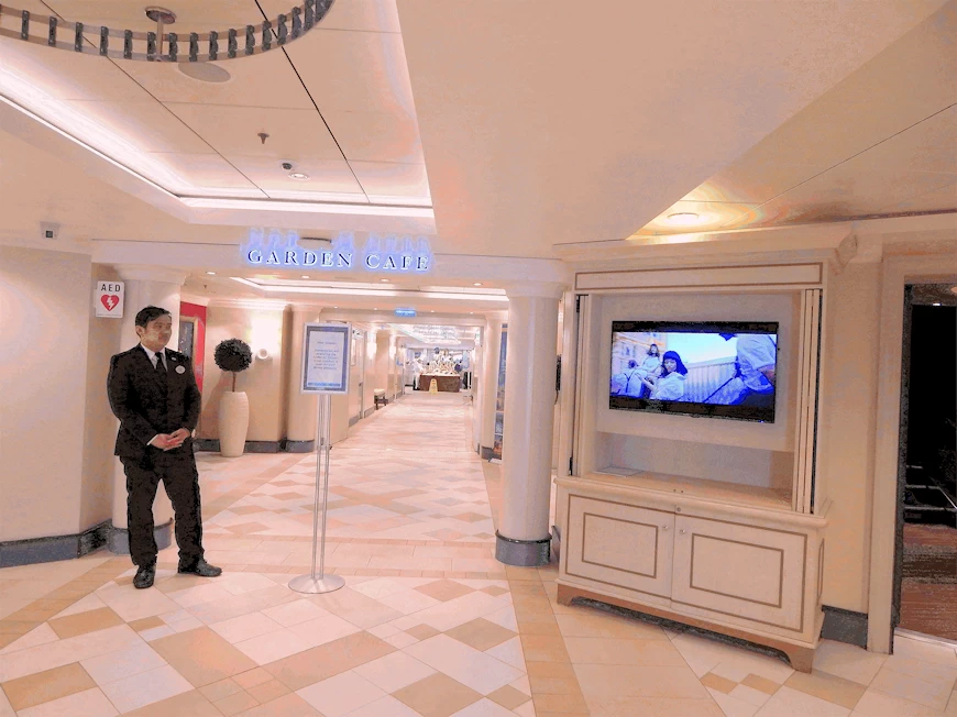 Garden Cafe Entrance