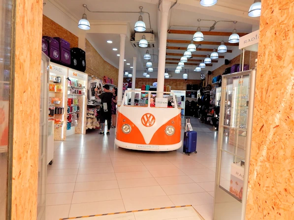 Constitution Square Travel Shop