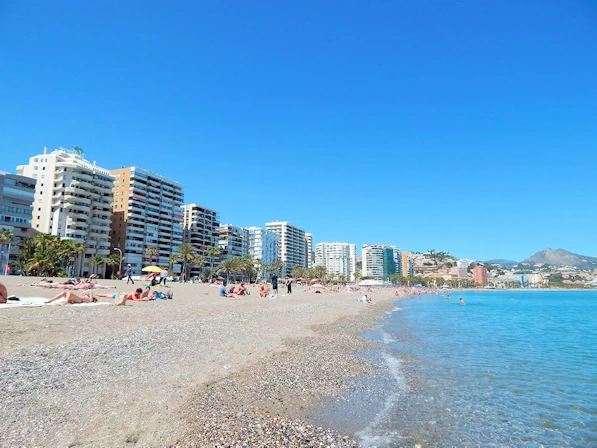 Playa La Malagueta was empty?