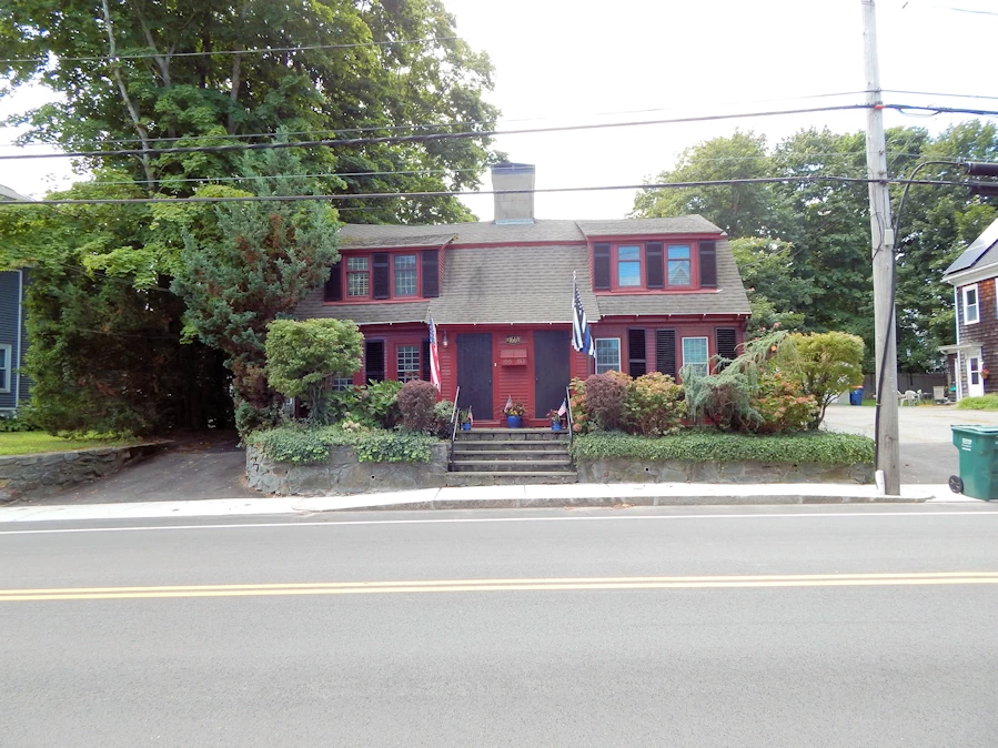 Plymouth Colonial Influence