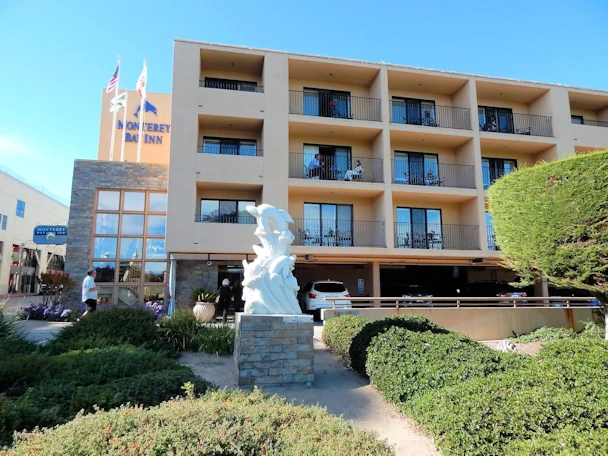Monterey Visit: Monterey Bay Inn