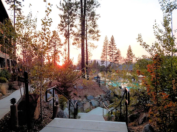 Visit Yosemite and Experience Rustic Luxury at Rush Creek Lodge