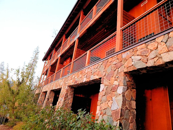 Visit Yosemite and Experience Rustic Luxury at Rush Creek Lodge