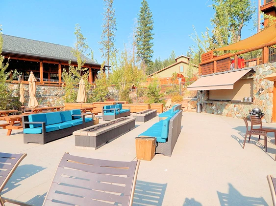 Visit Yosemite and Experience Rustic Luxury at Rush Creek Lodge