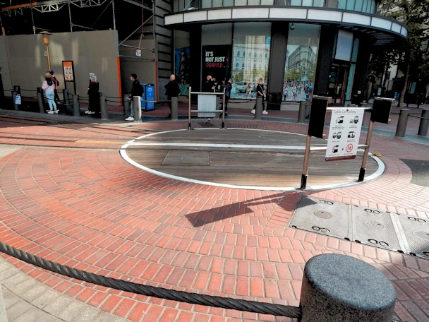 San Francisco: Powell Line Cable Car Turnaround