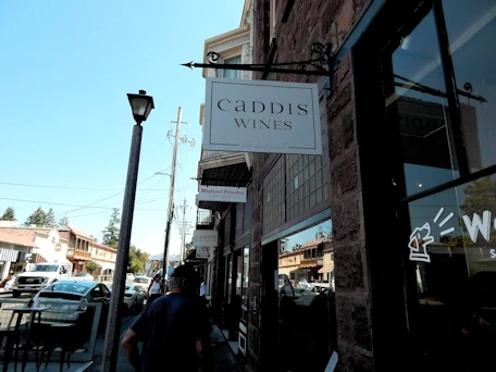 Santa Rosa: Caddis Wines Sonoma
