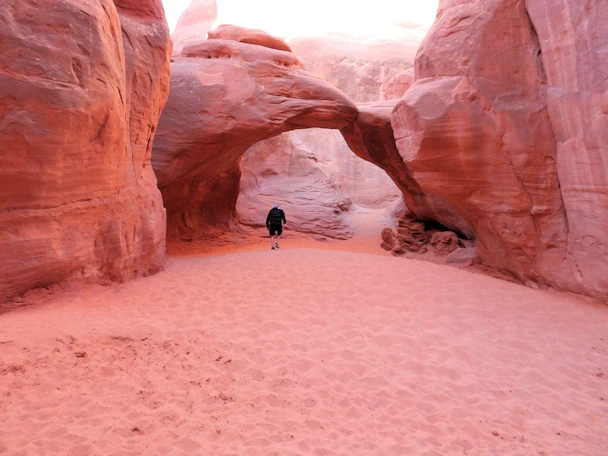 Arches National Park: Back through Sand Dune Arch