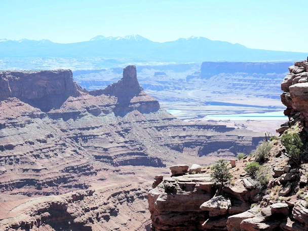 Gemini Bridges, Shafer Trail and Potash Road Loop - Adventure Through Canyonlands National Park