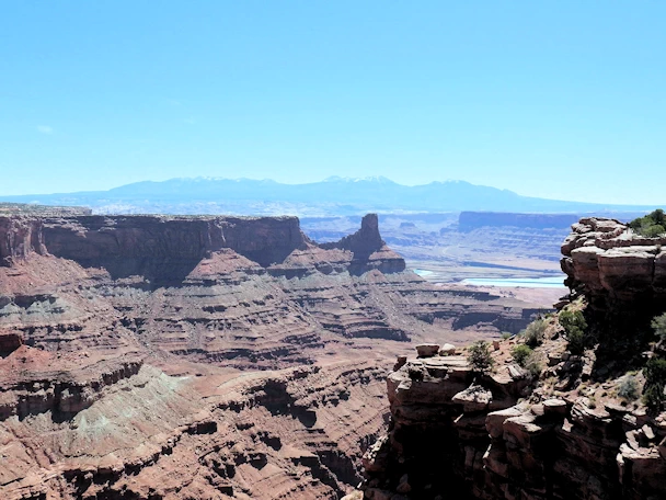 Gemini Bridges, Shafer Trail and Potash Road Loop - Adventure Through Canyonlands National Park