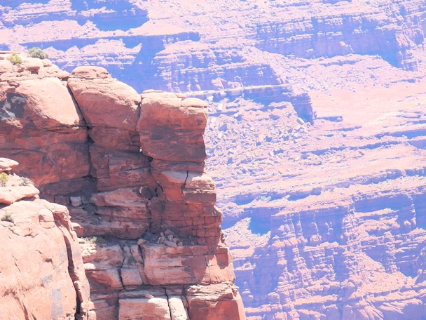 Gemini Bridges, Shafer Trail and Potash Road Loop - Adventure Through Canyonlands National Park