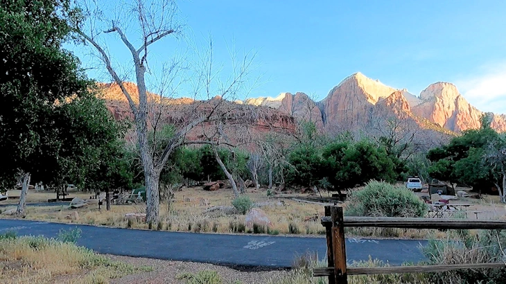 Zion National Park: The Watchman Trail
