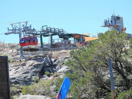 Royal Gorge, CO: Gorge Cable Car Southside