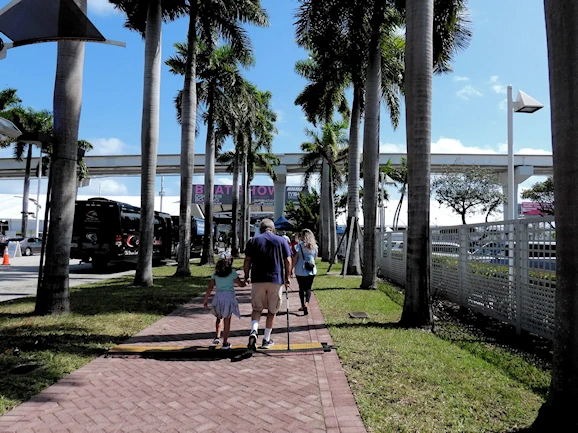 A description and images from the 2022 Miami Boat Show