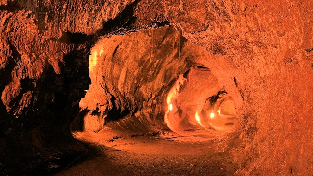 Entering the Lava Tube