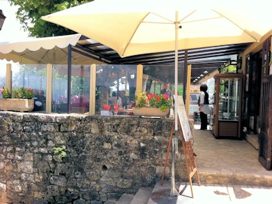 Le Belvédère Restaurant Entrance