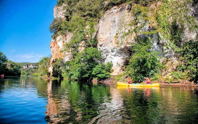 Exploring Canoës Loisirs