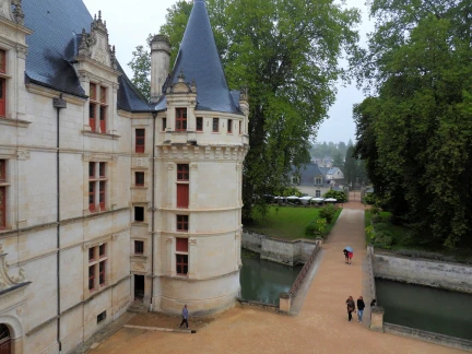 Exploring the Château