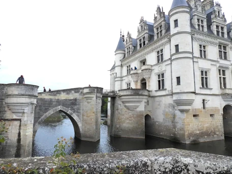 Exploring Chenonceau