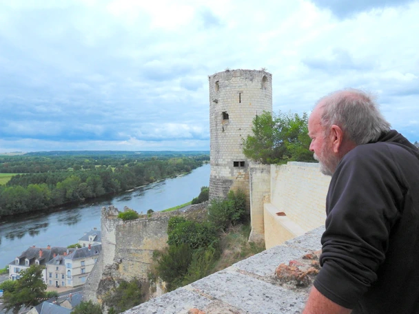 Exploring Château de Chinon