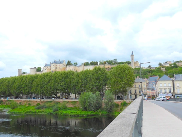 Exploring Château de Chinon